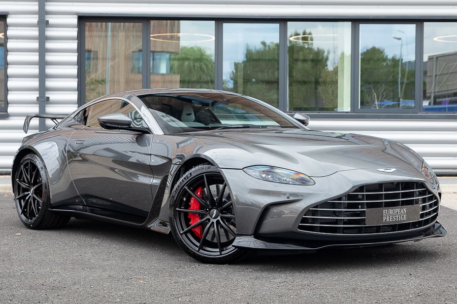 Aston Martin Vantage V12