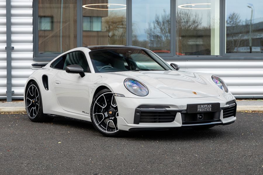 Porsche 911 Turbo S 3.7 992 PDK