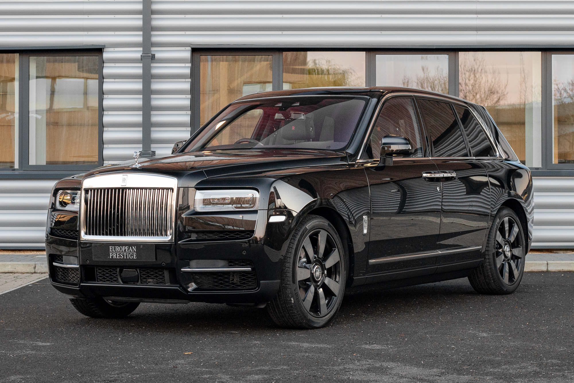 RollsRoyce Cullinan Jubliee Silver Image