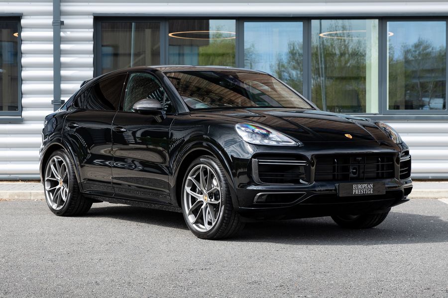 Porsche Cayenne 4.0 V8 E-Hybrid 17.9kWh Turbo S TiptronicS