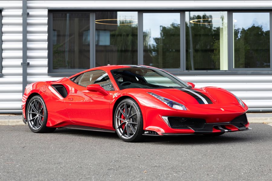 Ferrari 488 Pista