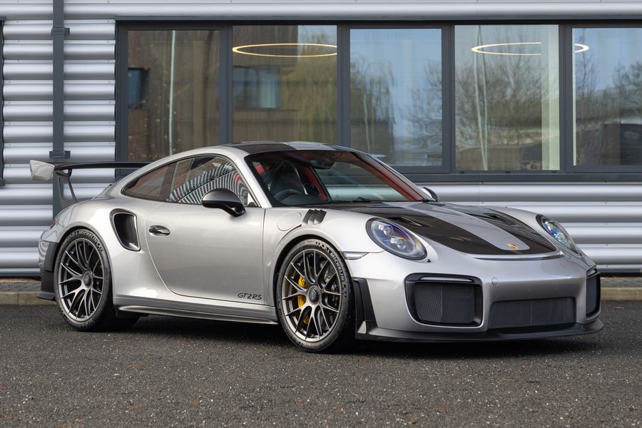 Porsche 911 (991.2) GT2 RS Weissach