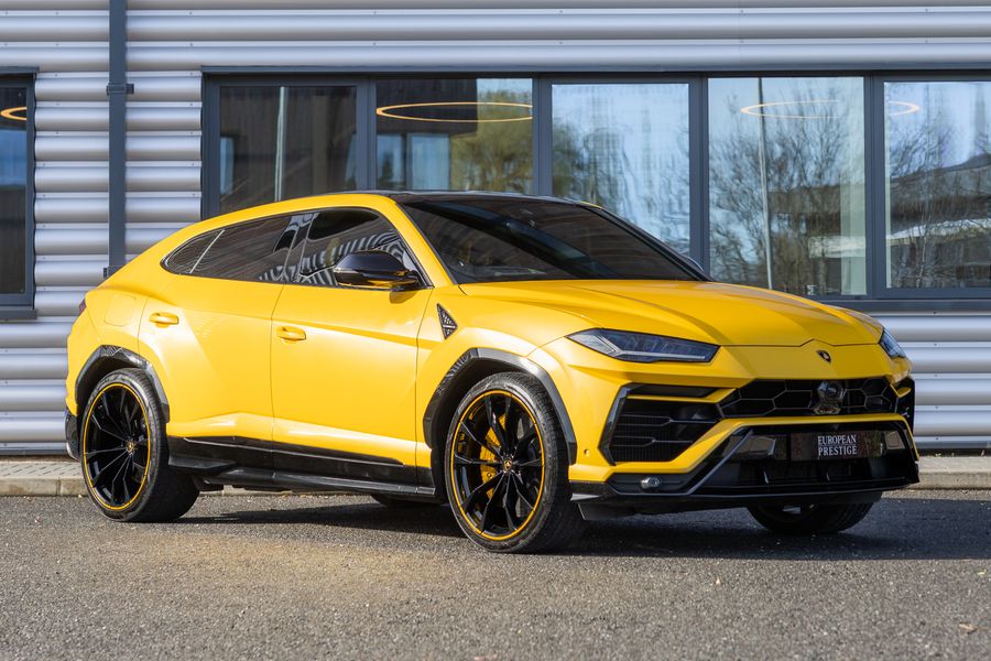 Lamborghini Urus Pearl Capsule