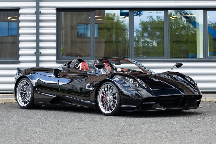 Pagani Huayra Roadster