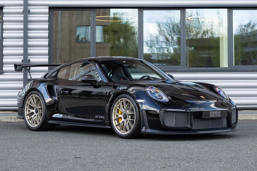 Porsche 911 (991.2) GT2 RS Weissach