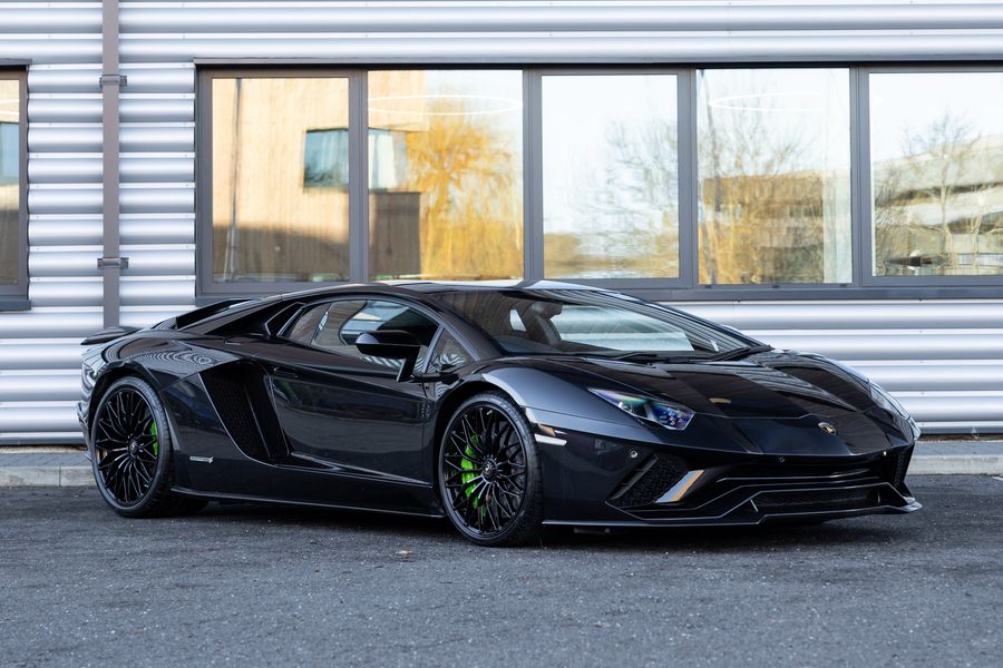 Lamborghini Aventador S