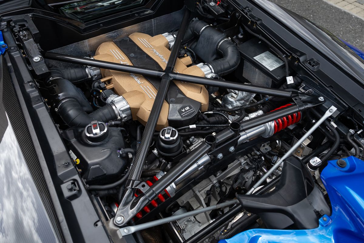 2019 Lamborghini Aventador SVJ Roadster