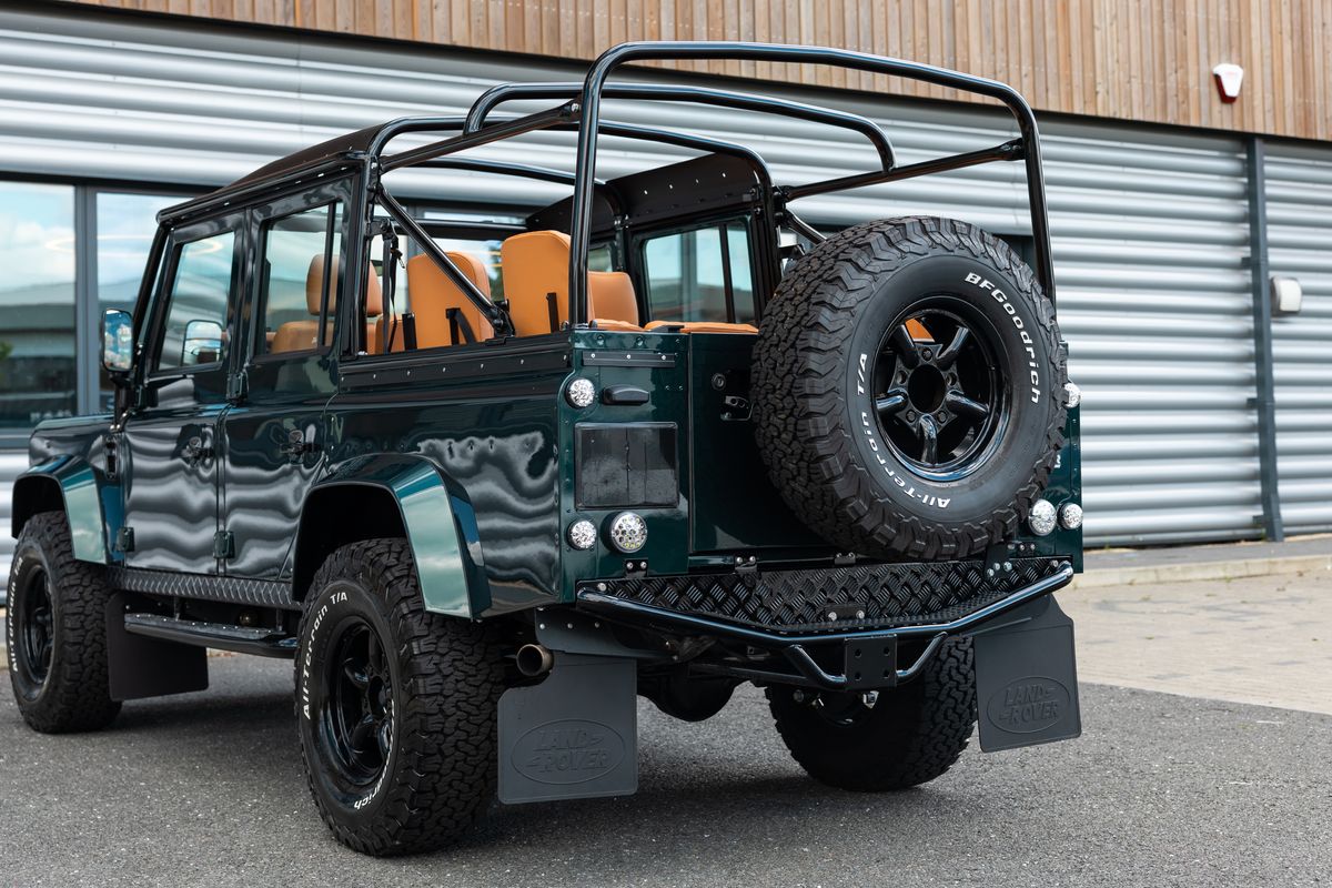 1988 Land Rover Defender 110 Double Cab Pick-Up