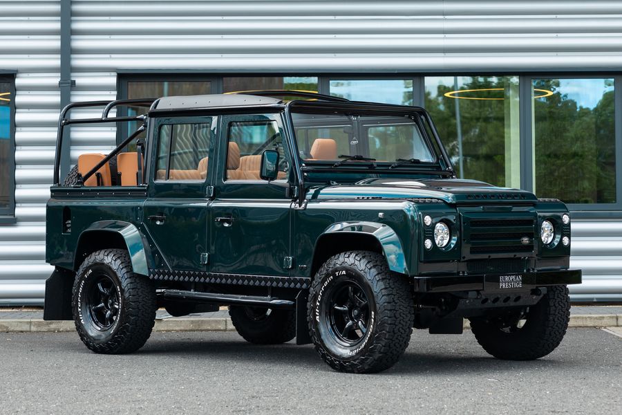 Land Rover Defender 110 Double Cab Pick-Up