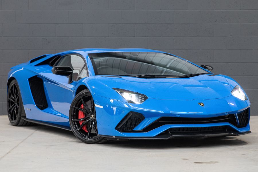 Lamborghini Aventador S LP 740-4