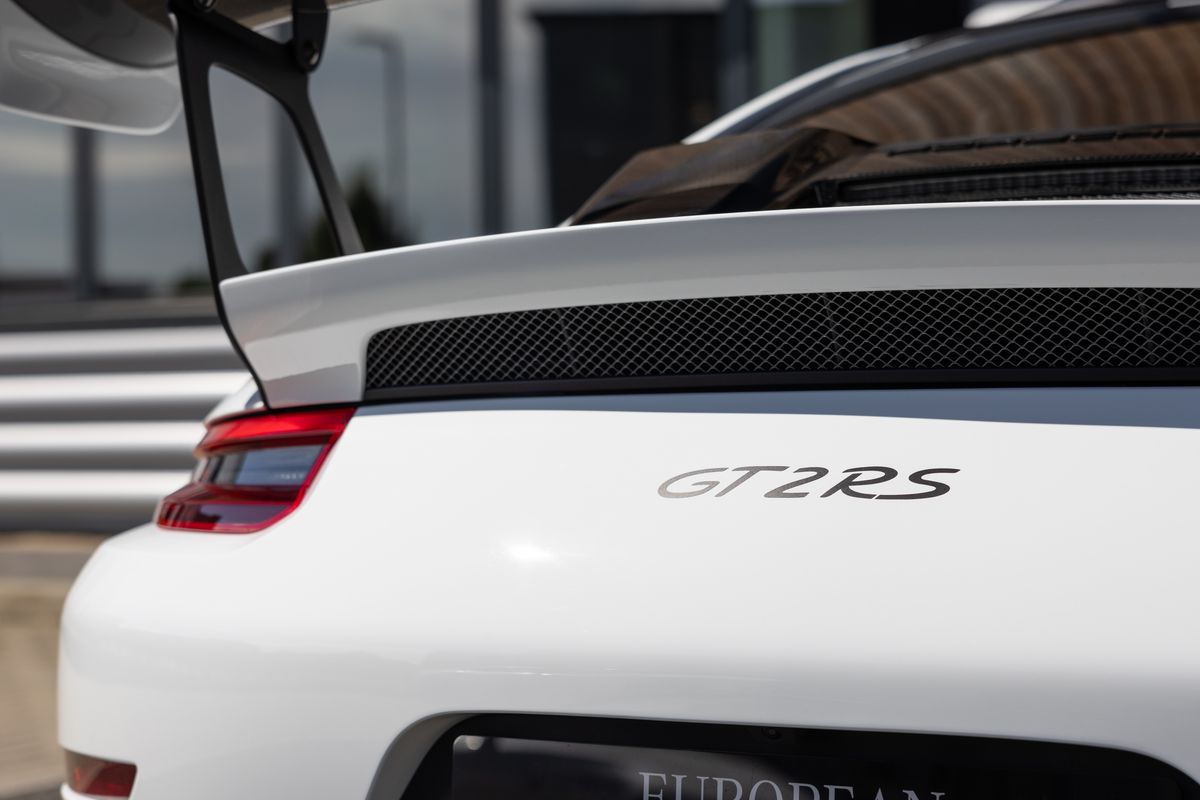 2018 Porsche 911 (991.2) GT2 RS Weissach