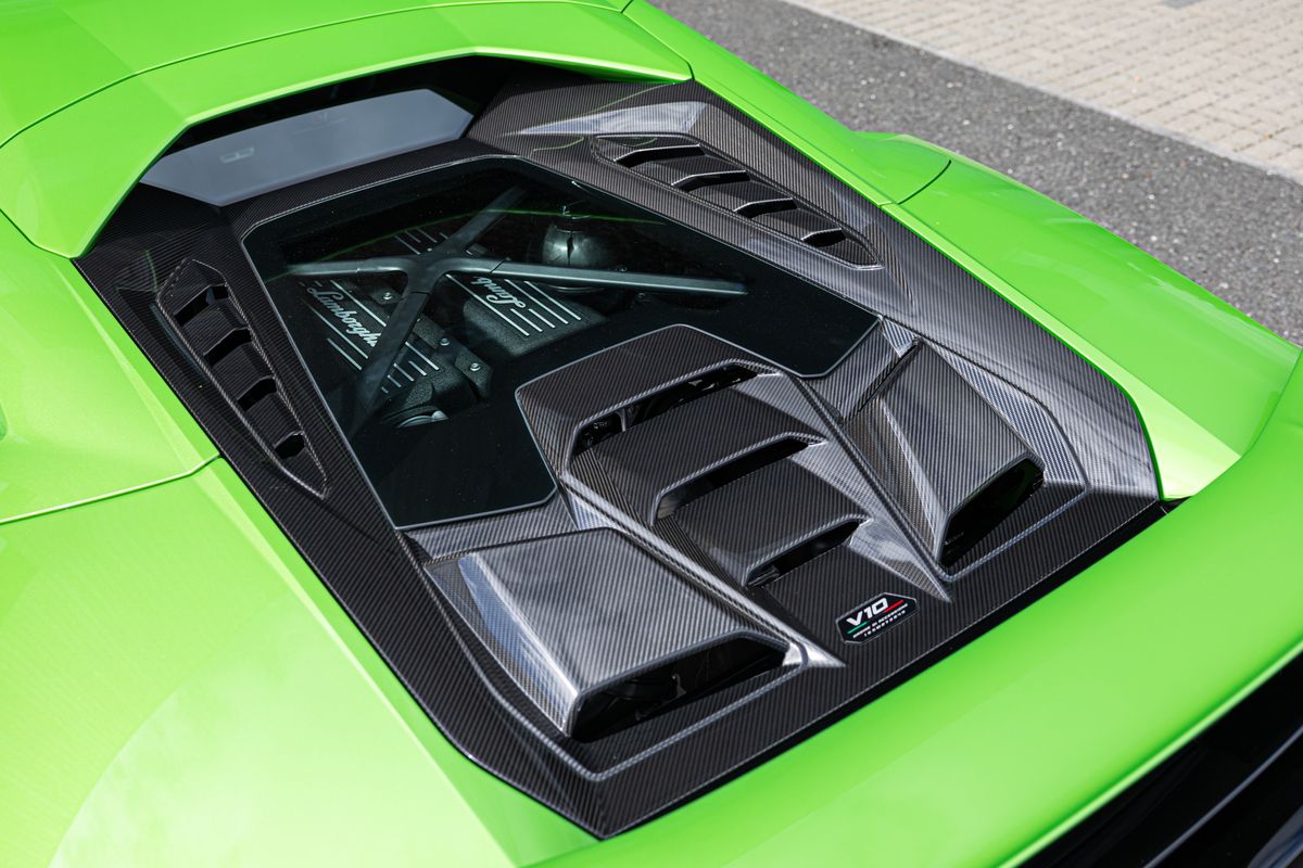 2023 Lamborghini Huracan Tecnica