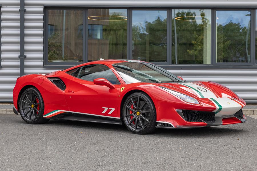 Ferrari 488 Pista Piloti