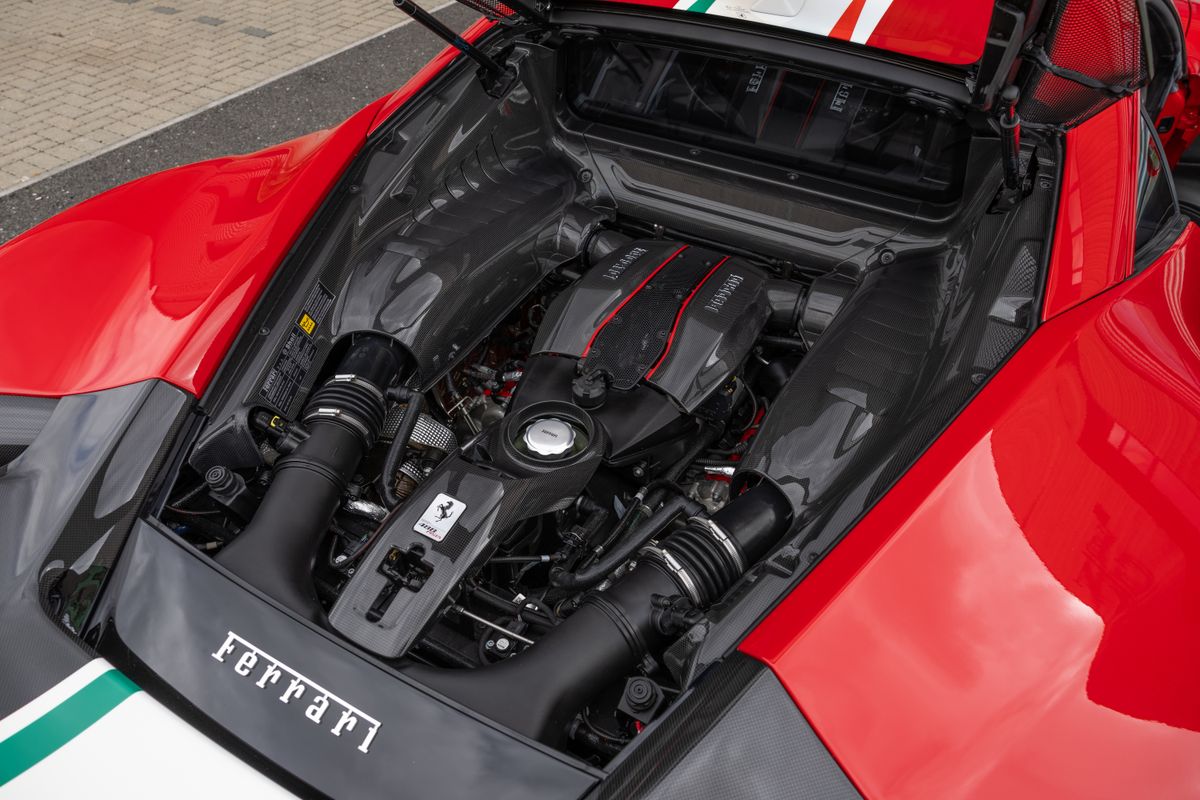 2020 Ferrari 488 Pista Piloti