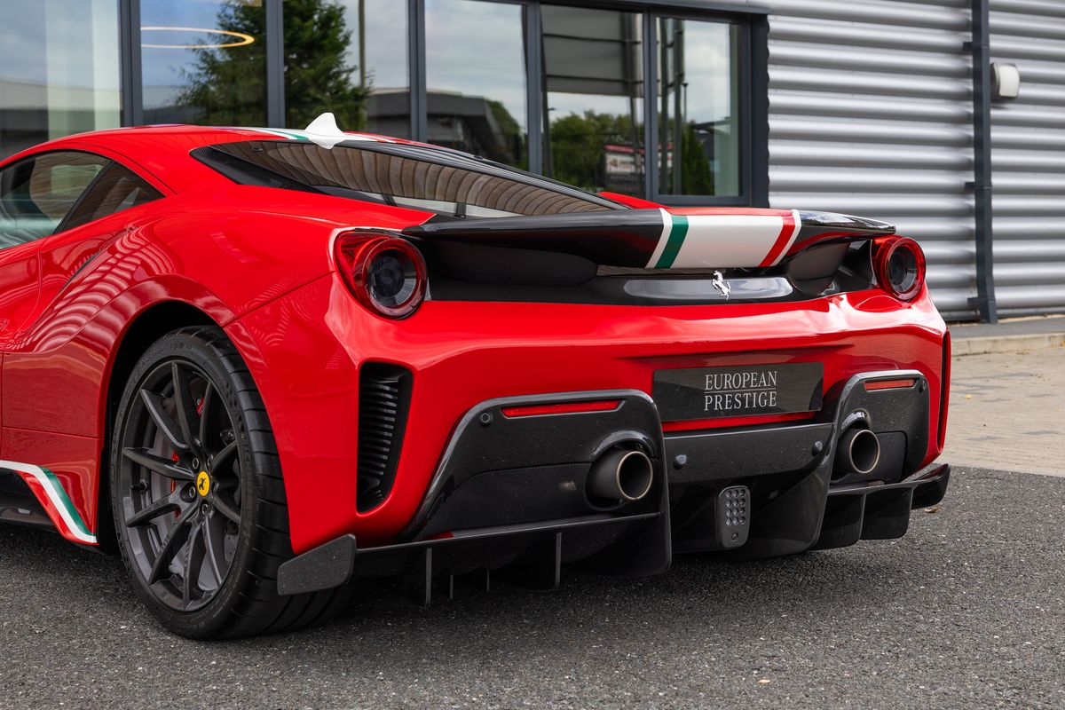 2020 Ferrari 488 Pista Piloti