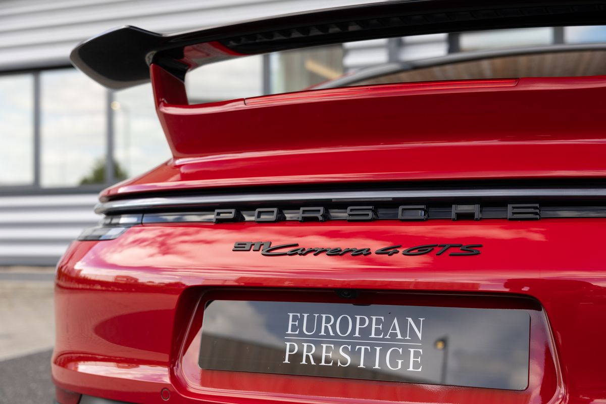 2023 Porsche 911 (992) Carrera 4 GTS