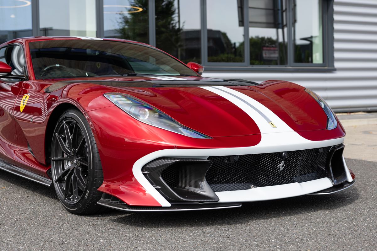 2024 Ferrari 812 Competizione