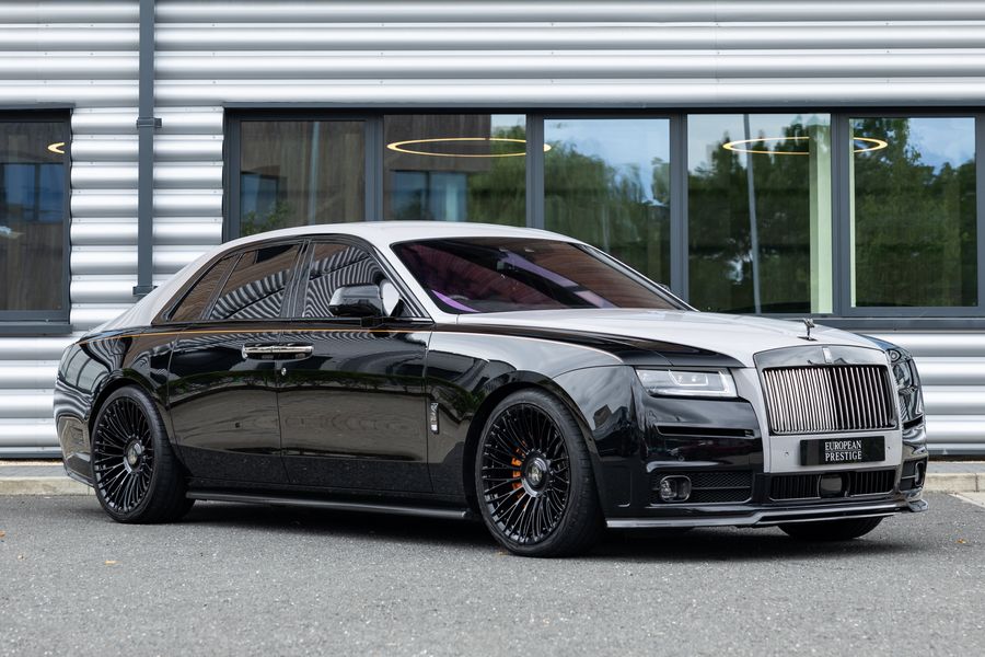 Rolls-Royce Ghost Black Badge Urban