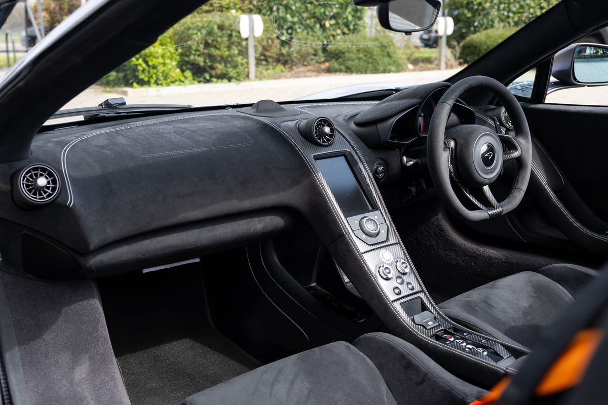 2017 McLaren 675LT Spider