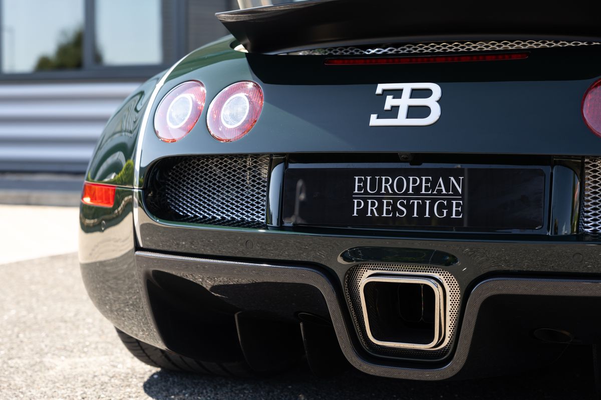 2010 Bugatti Veyron 16.4 Centenaire "Malcolm Campbell"