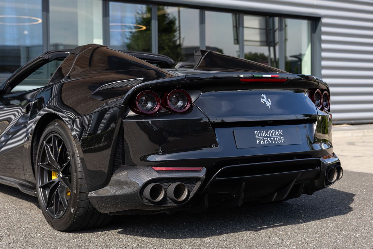 2020 Ferrari 812 GTS