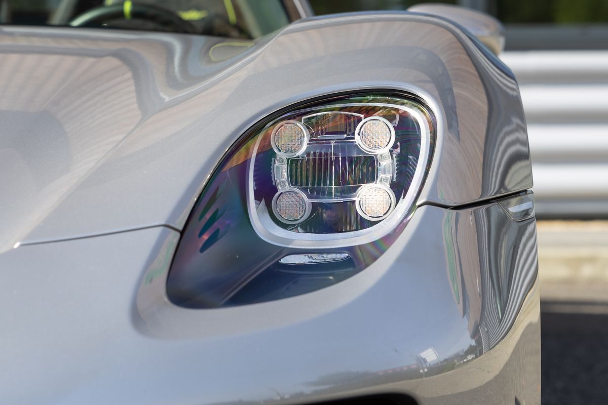 2015 Porsche 918 Spyder