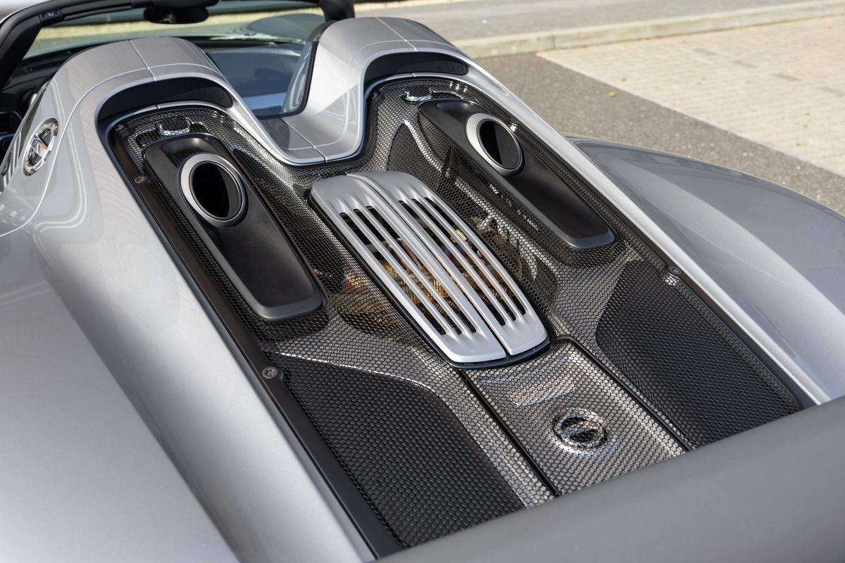 2015 Porsche 918 Spyder