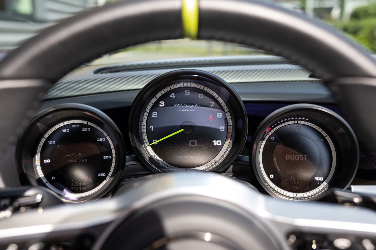 2015 Porsche 918 Spyder