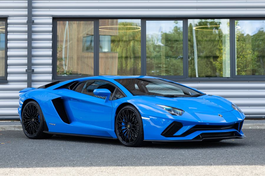 Lamborghini Aventador S