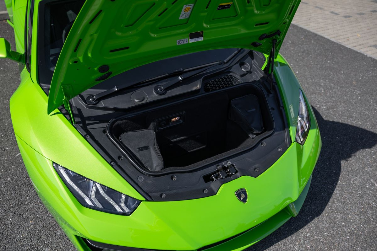 2016 Lamborghini Huracan LP580-2