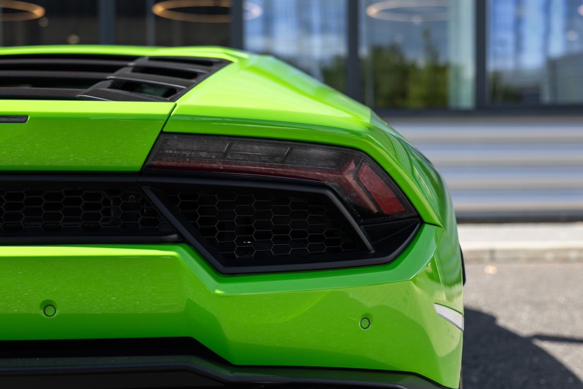 2016 Lamborghini Huracan LP580-2