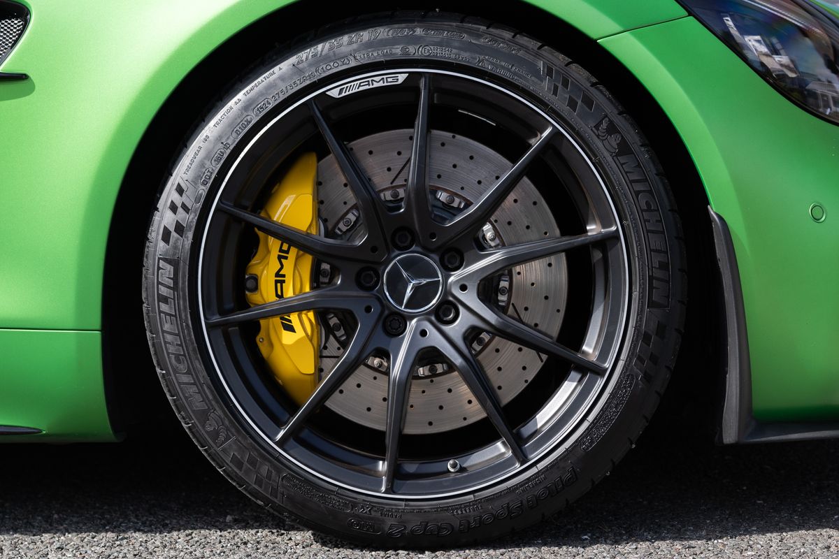 2020 Mercedes-Benz AMG GT R Premium