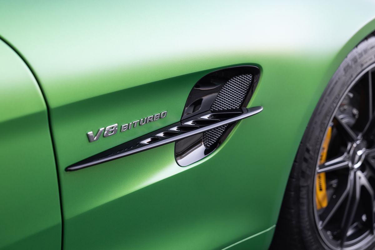 2020 Mercedes-Benz AMG GT R Premium