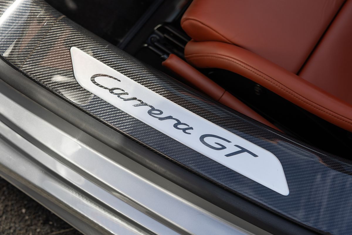 2004 Porsche Carrera GT