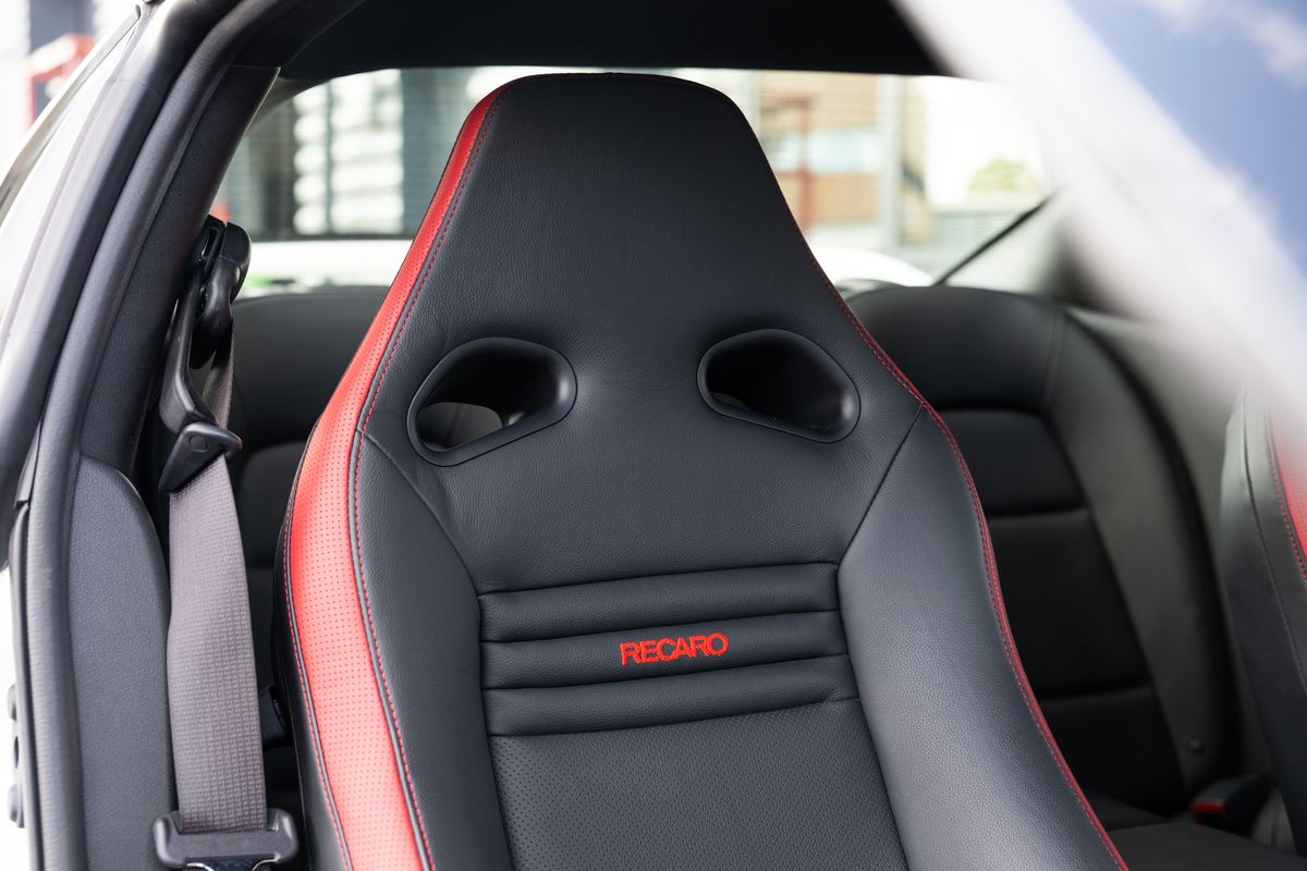 2019 Nissan R35 GT-R Recaro