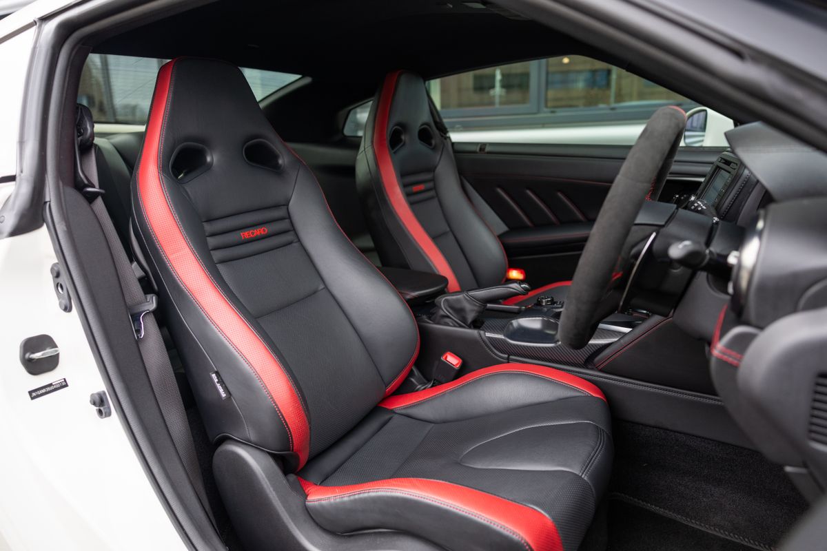 2019 Nissan R35 GT-R Recaro