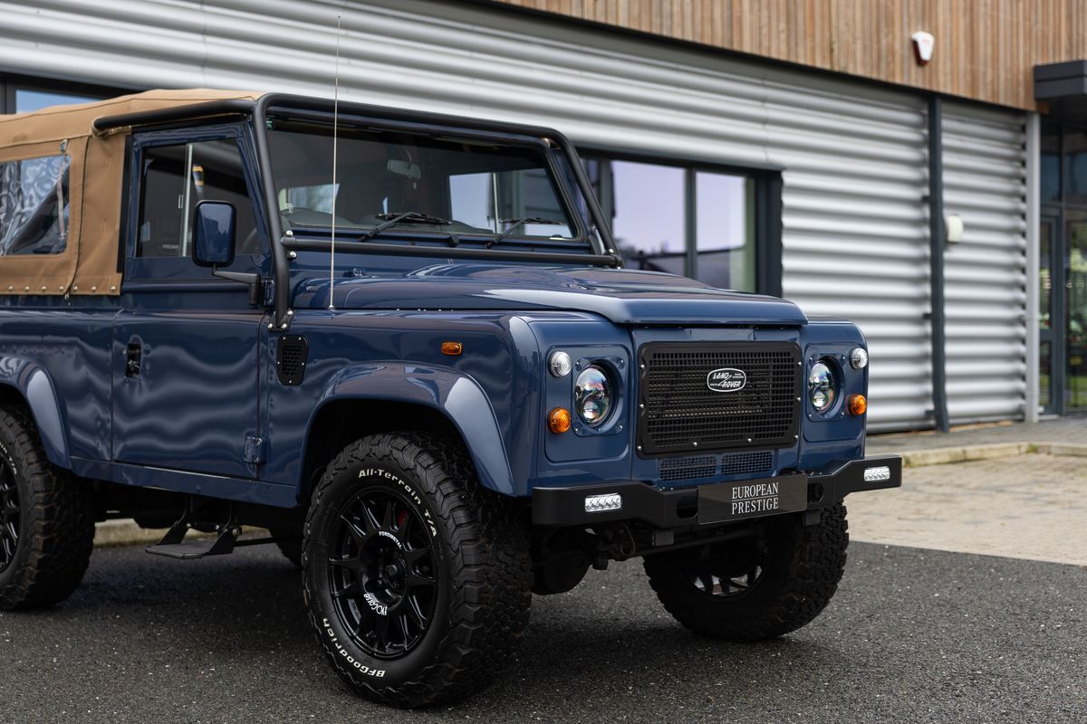 2014 Land Rover Defender 90