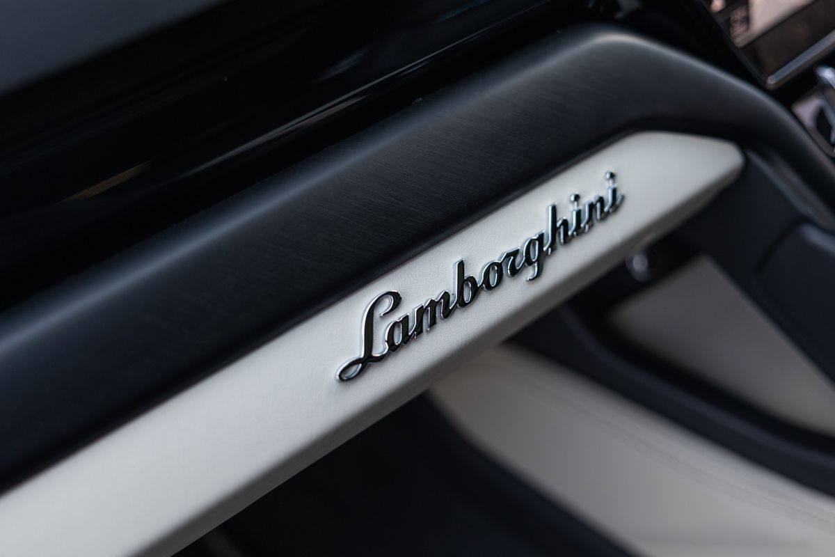 2021 Lamborghini Urus