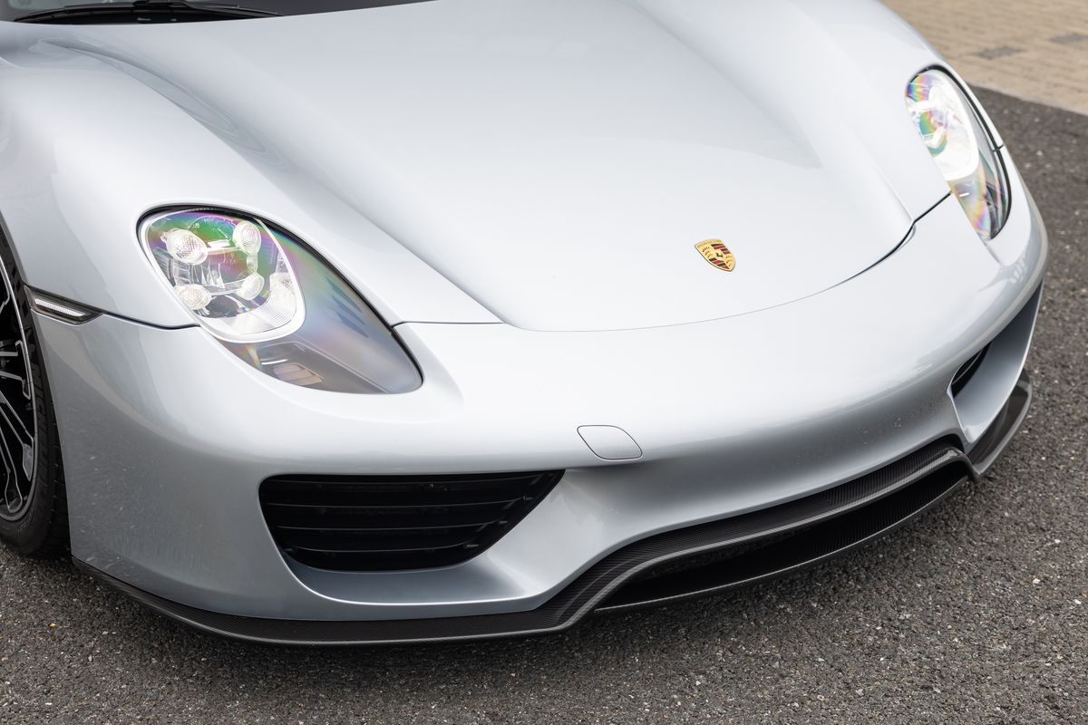 2015 Porsche 918 Spyder