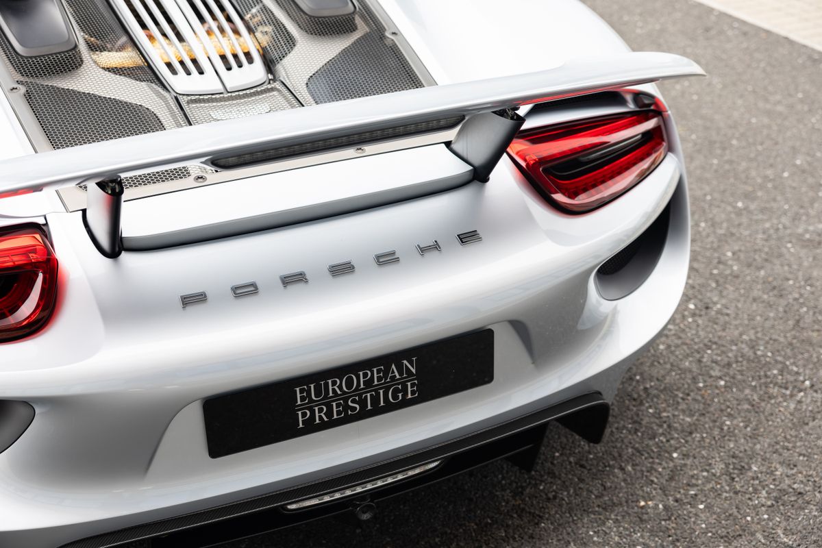 2015 Porsche 918 Spyder