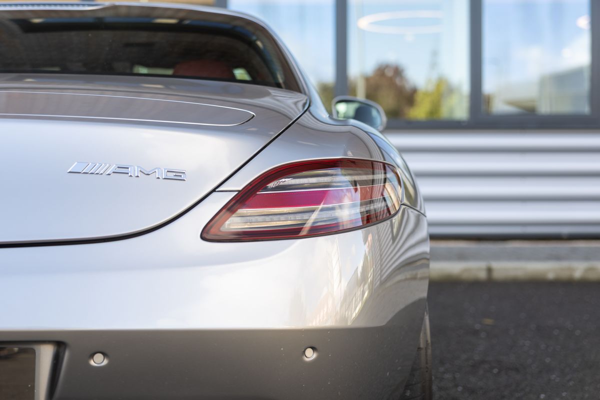 2010 Mercedes-Benz SLS AMG