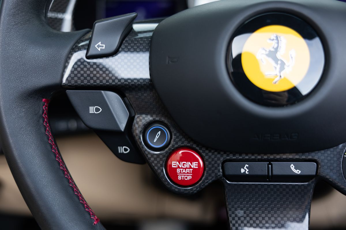 2021 Ferrari 812 GTS