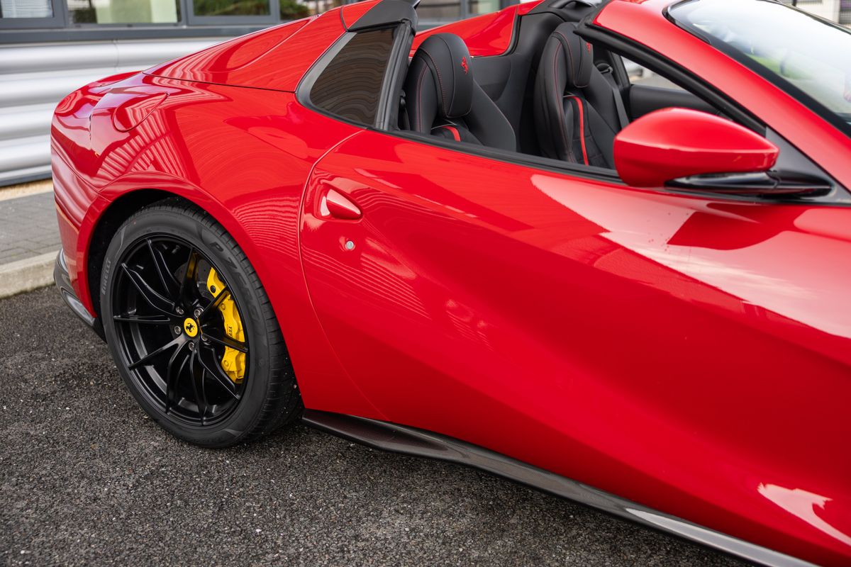 2021 Ferrari 812 GTS