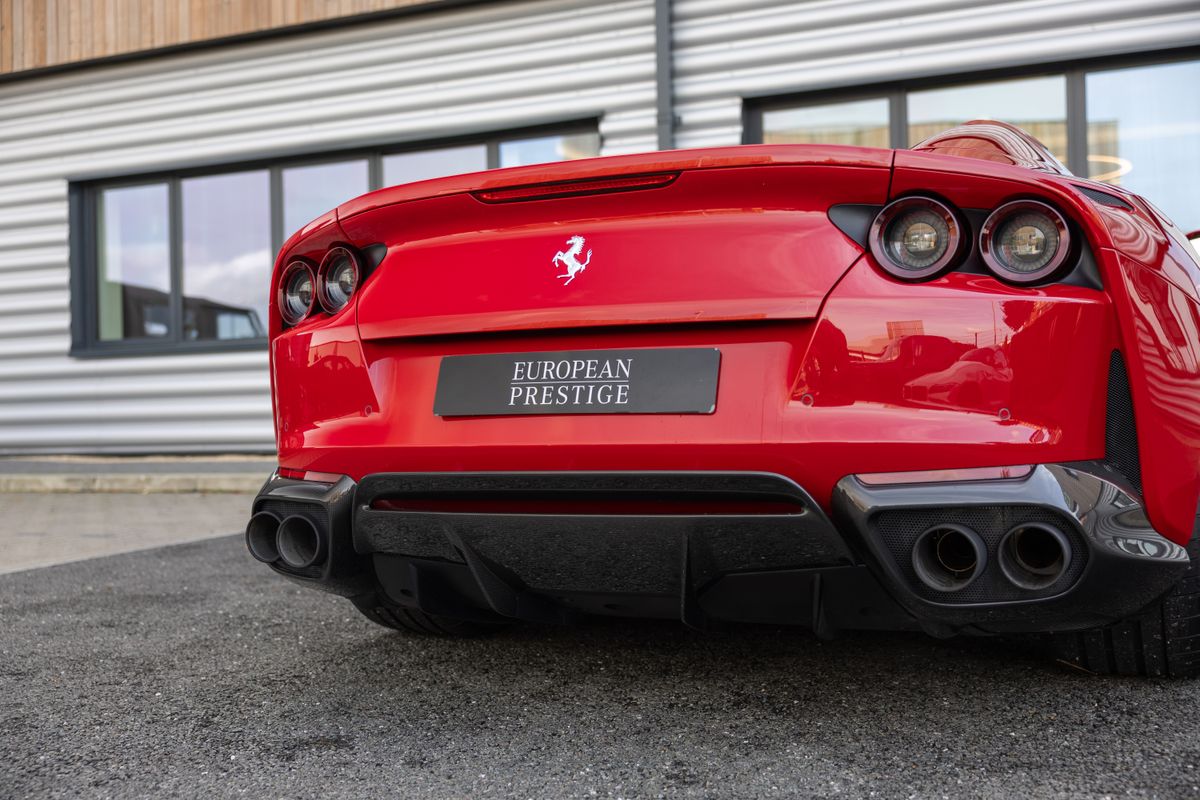 2021 Ferrari 812 GTS