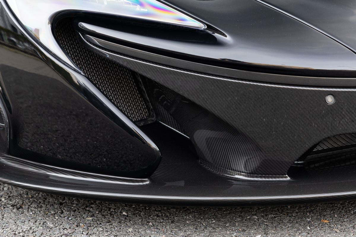 2015 McLaren P1