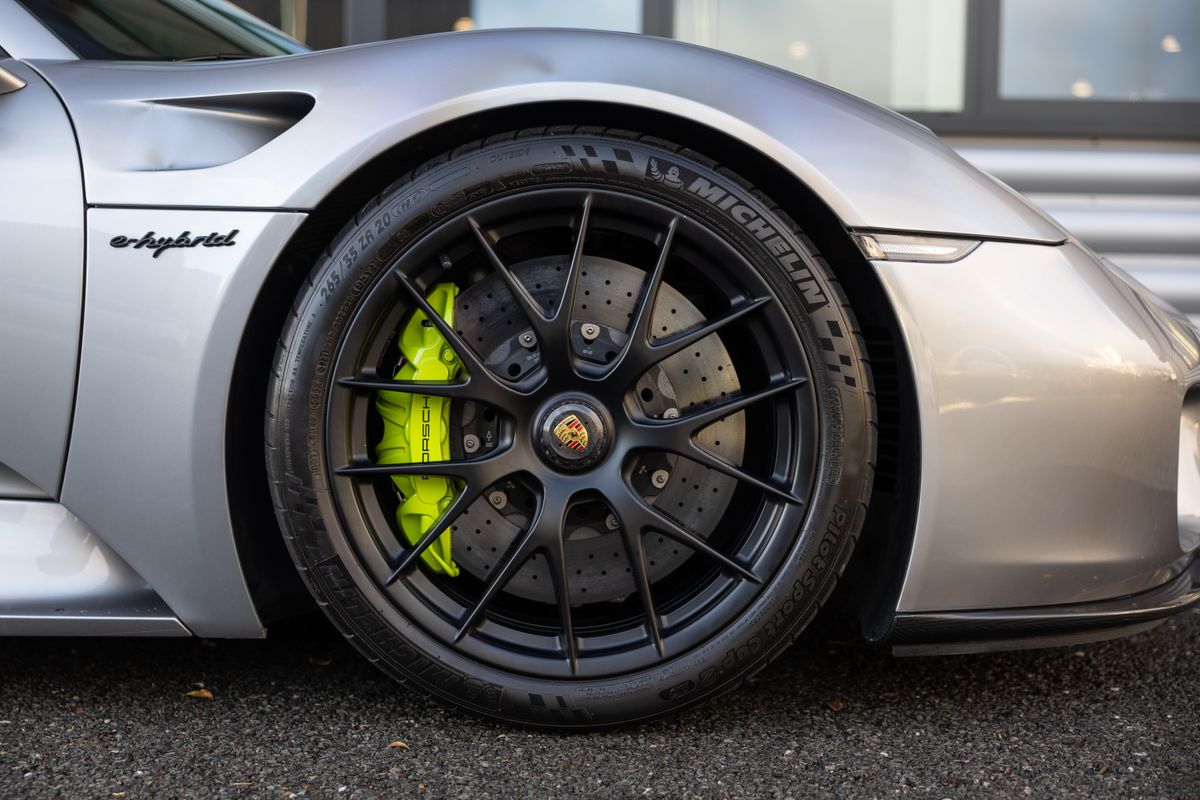 2017 Porsche 918 Spyder