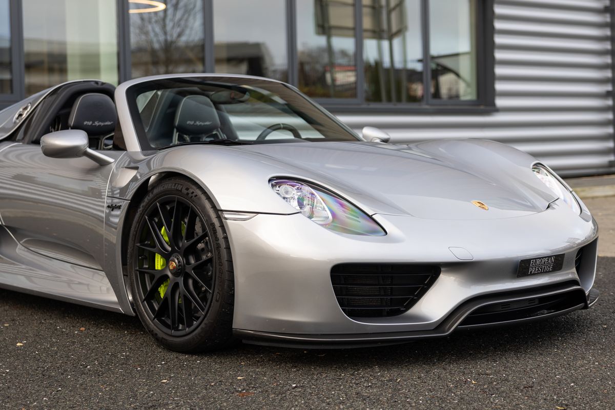 2017 Porsche 918 Spyder