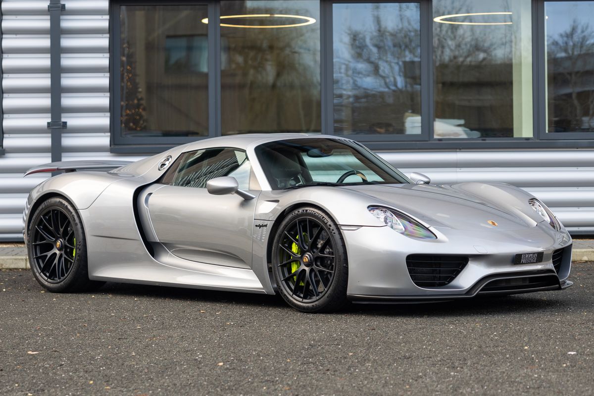 2017 Porsche 918 Spyder