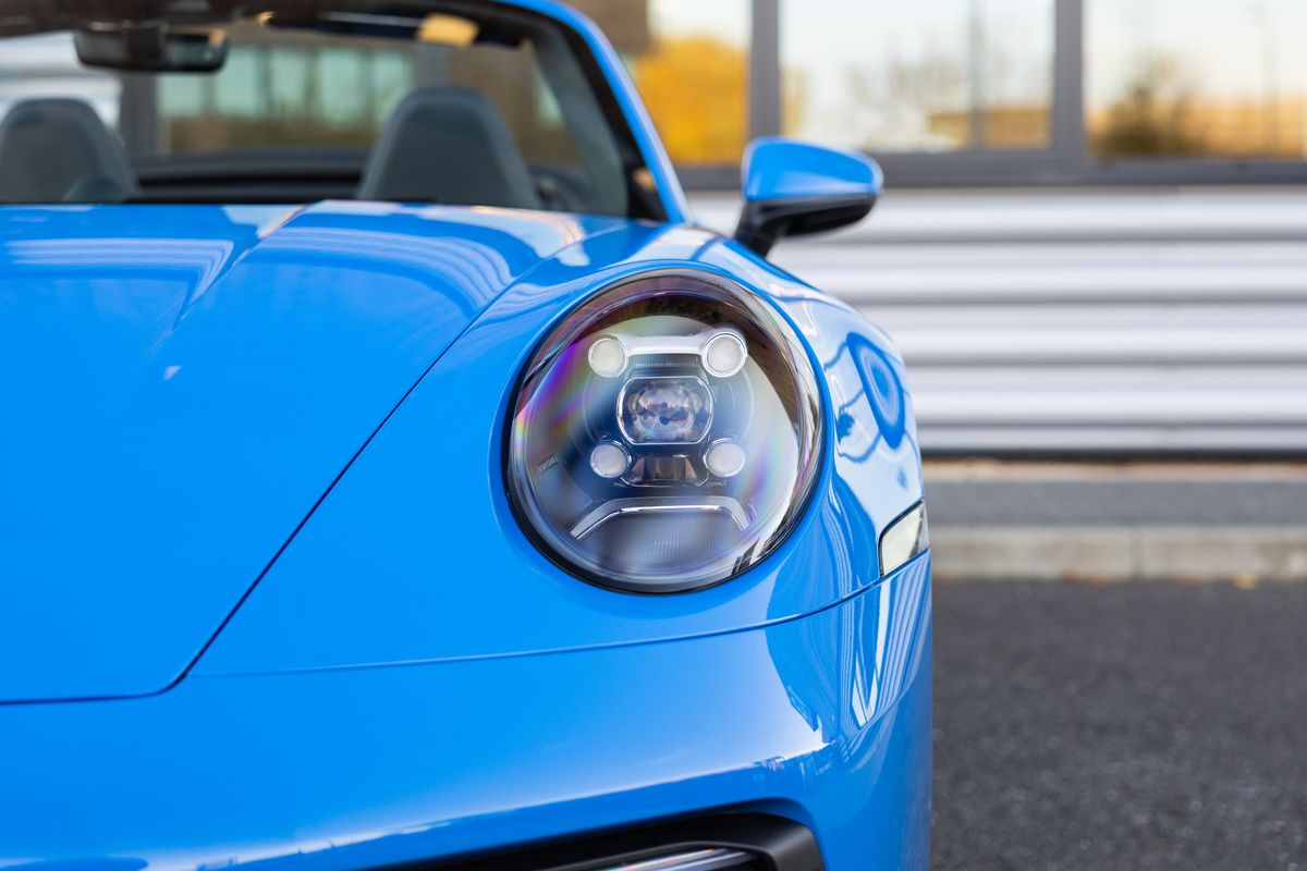 2022 Porsche 911 (992) Carrera Cabriolet