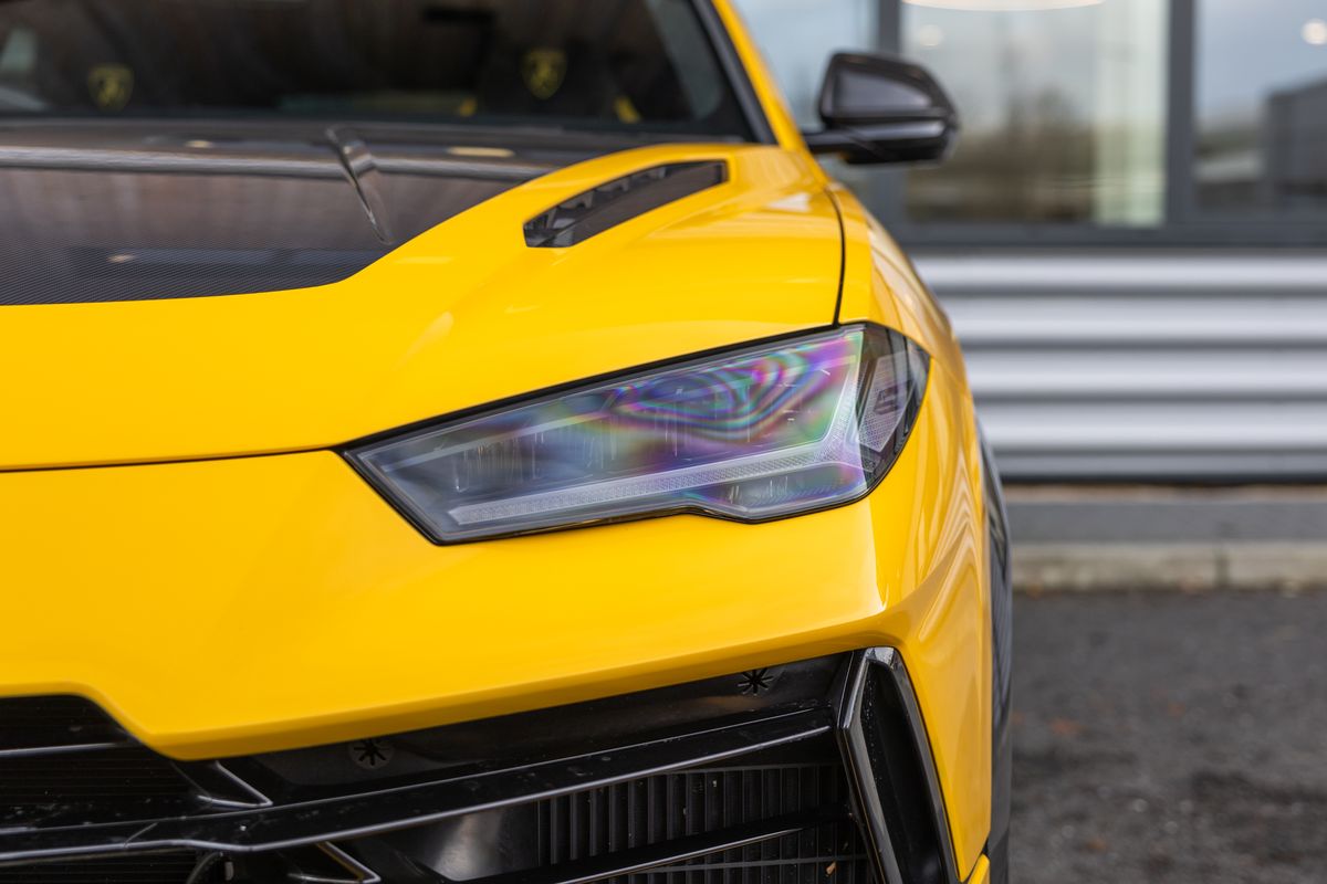 2023 Lamborghini Urus Performante